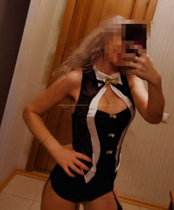 Страстная брюнетка с шикарными формами приглашает в гости ценителя женской красоты. Забудь обо всем, кроме нашего удовольствия. Позвони, и я подарю тебе незабываемые минуты! 9977, 33 года